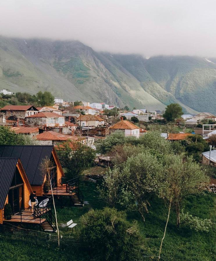 Kazbegi Kuro Cottages المظهر الخارجي الصورة