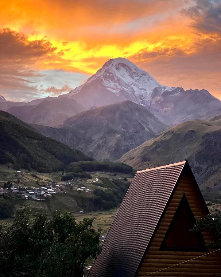 Kazbegi Kuro Cottages المظهر الخارجي الصورة