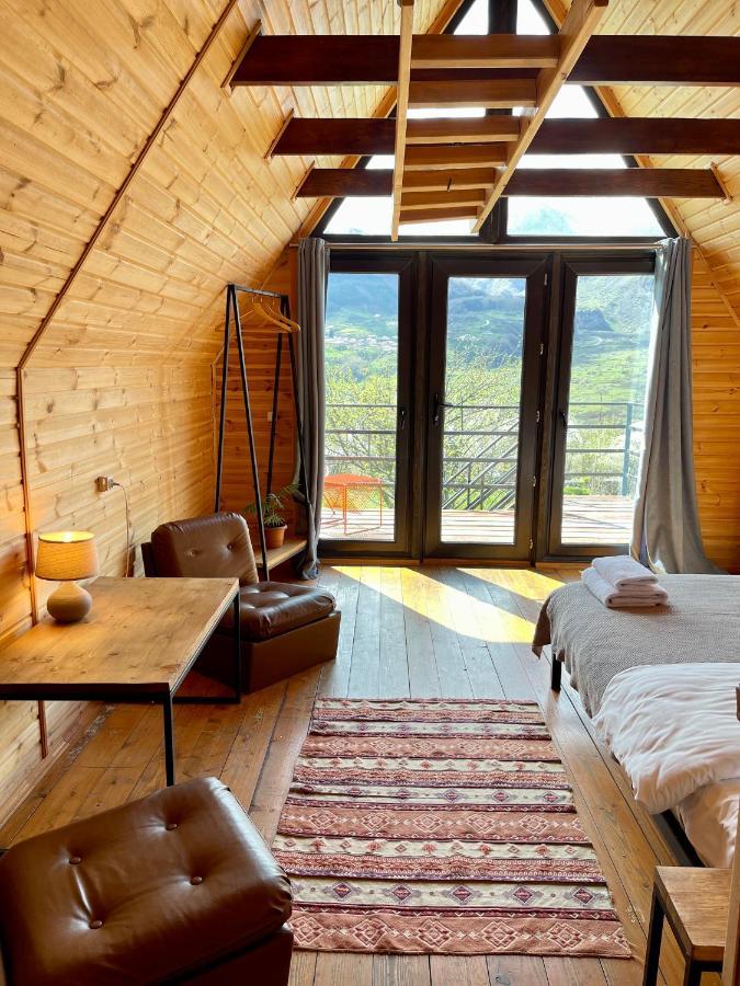 Kazbegi Kuro Cottages المظهر الخارجي الصورة