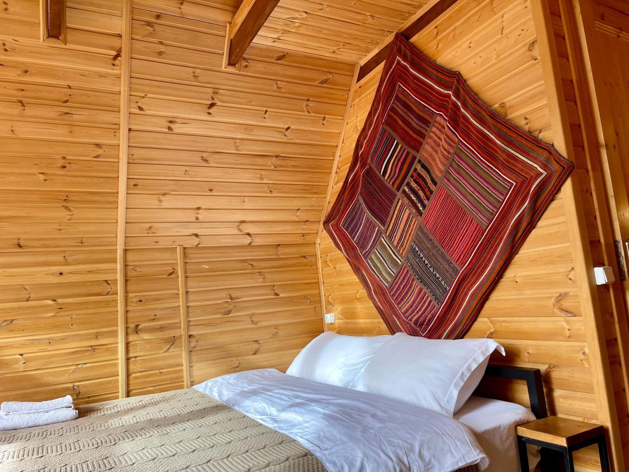 Kazbegi Kuro Cottages المظهر الخارجي الصورة