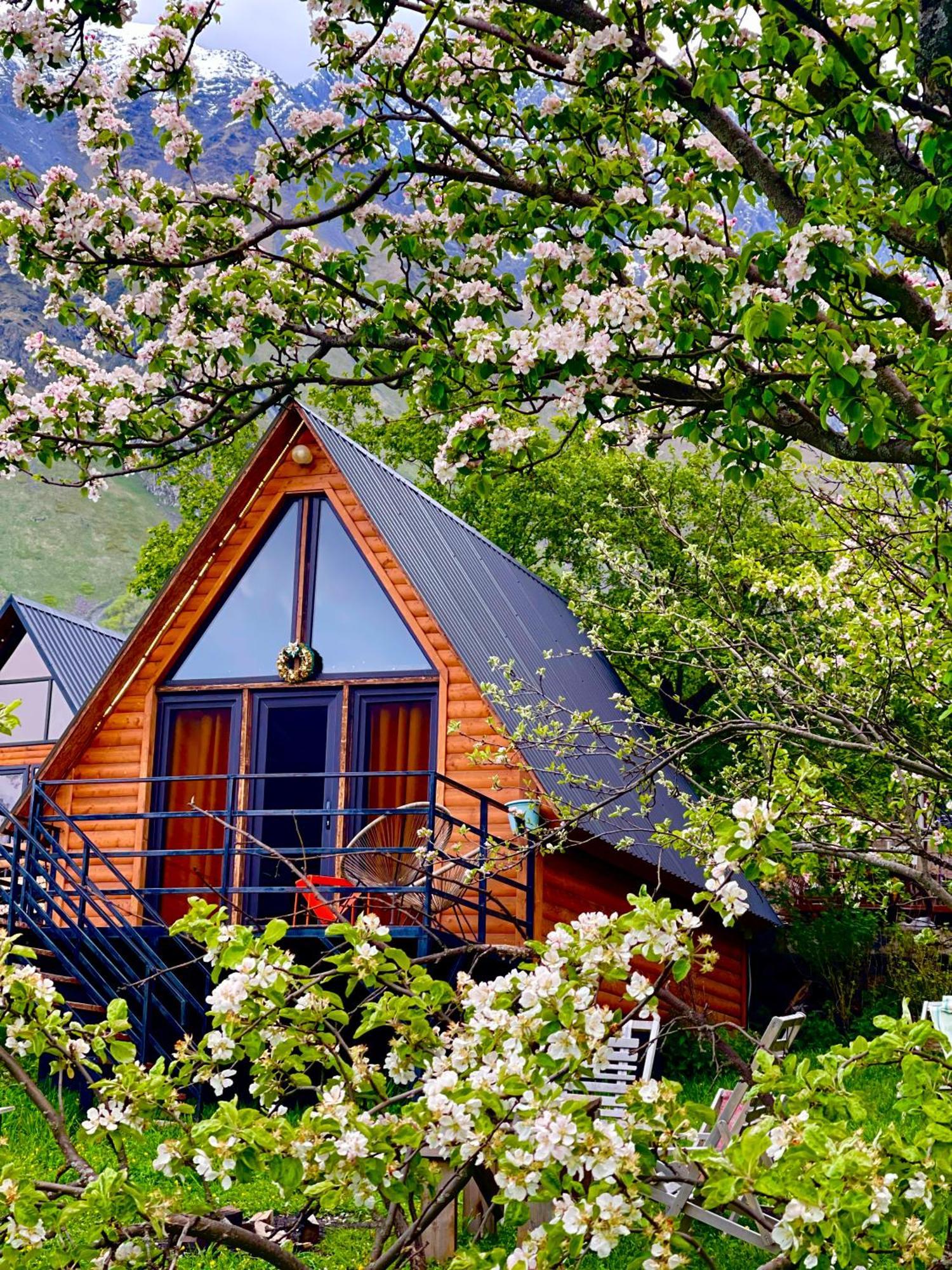 Kazbegi Kuro Cottages المظهر الخارجي الصورة